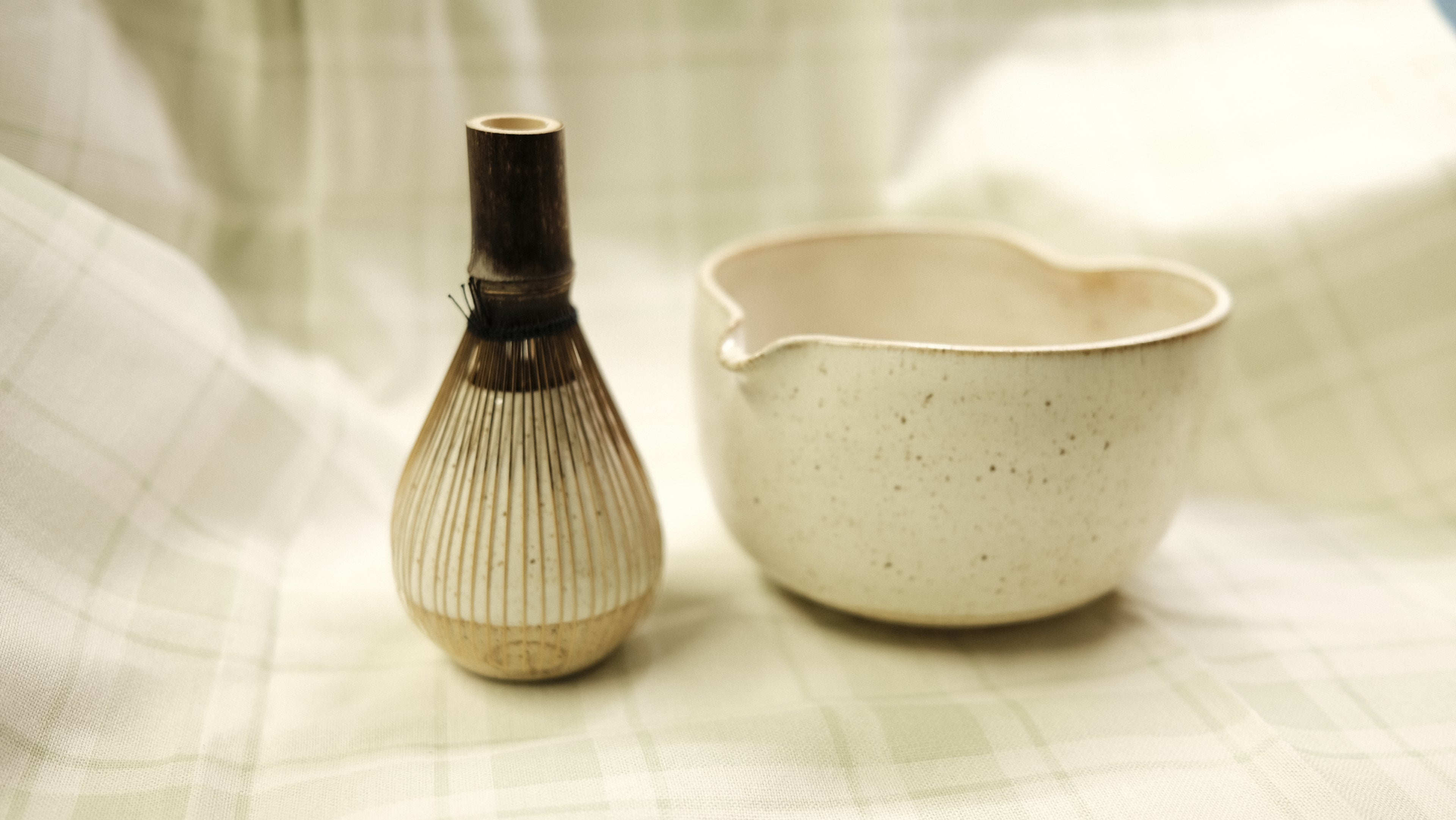 Chawan Set - White speckled