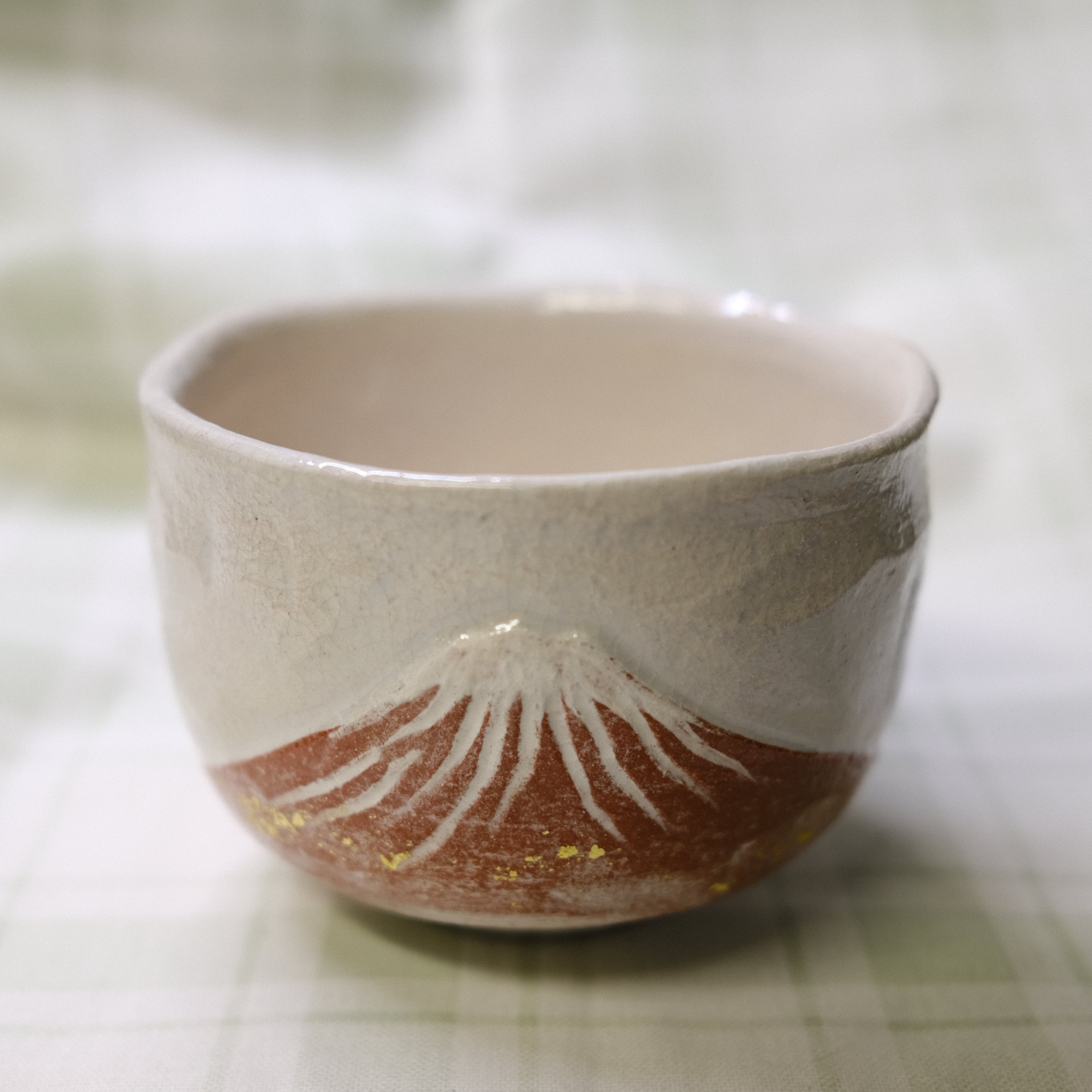 Raku- Mount Fuji White