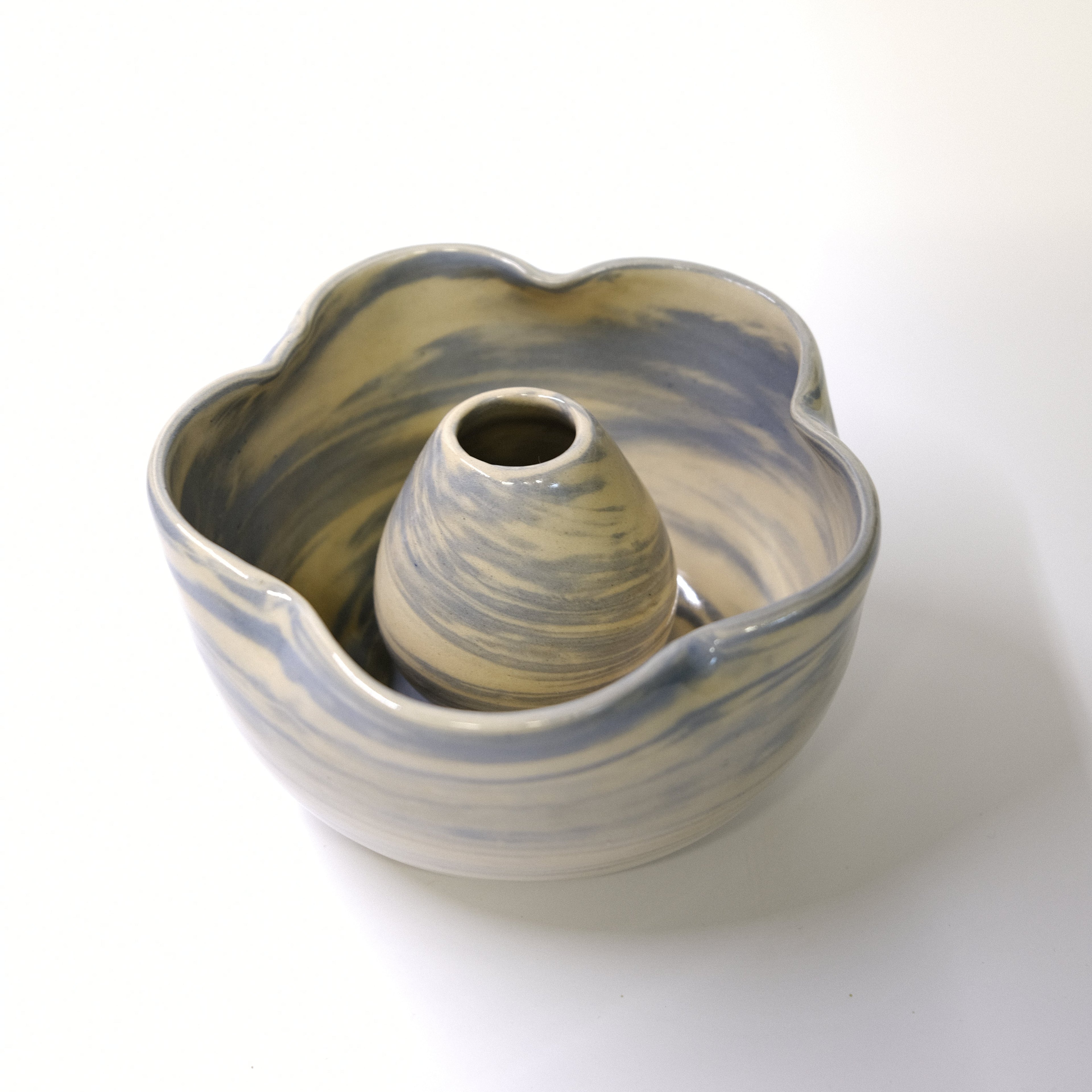 Chawan KATAKUCHI SET - Blue clay body - Flower shaped Matcha Bowl