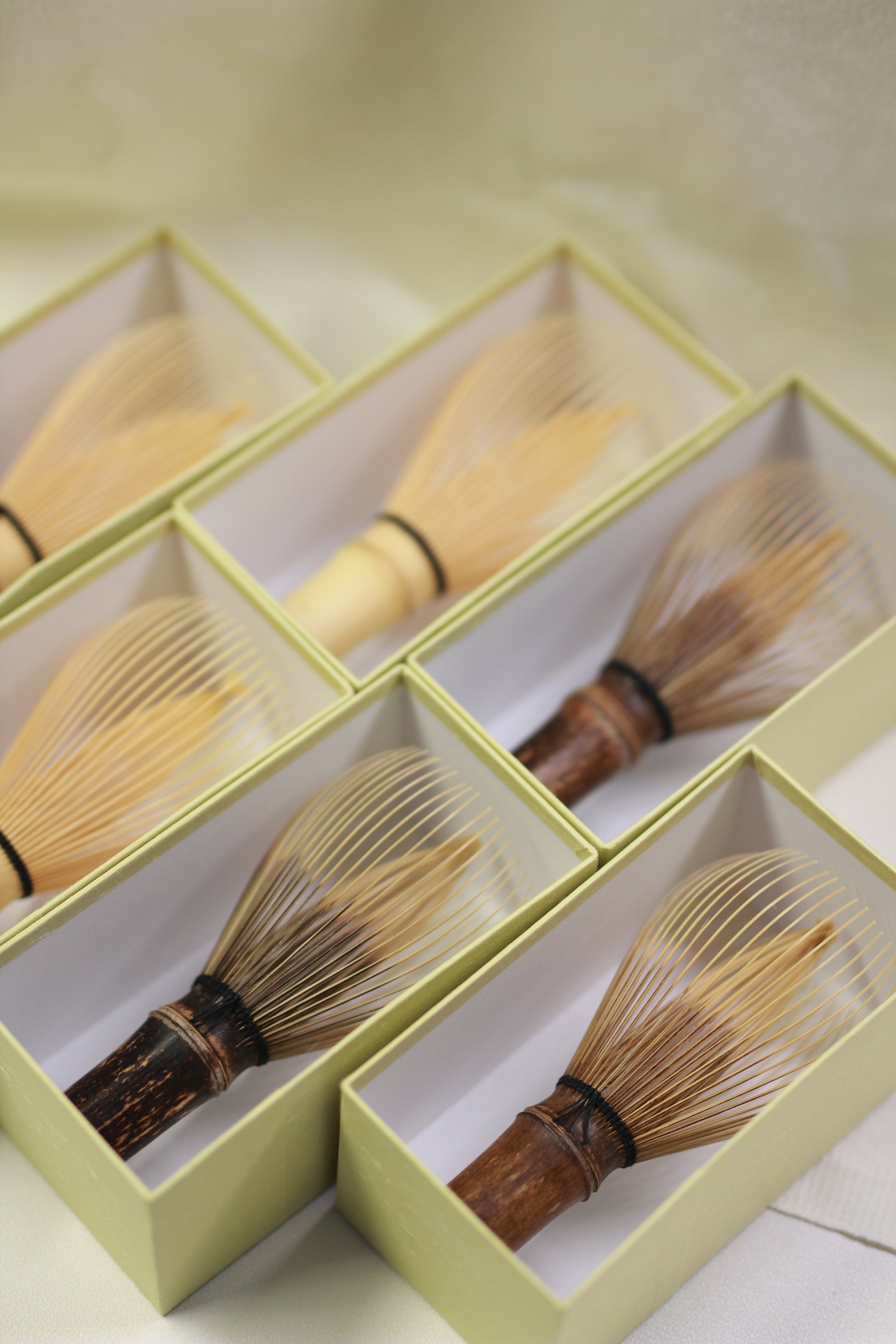 Kubo Sabun 竹茗堂 Chikumeido- Takayama Bamboo Whisk - Shin White Bamboo